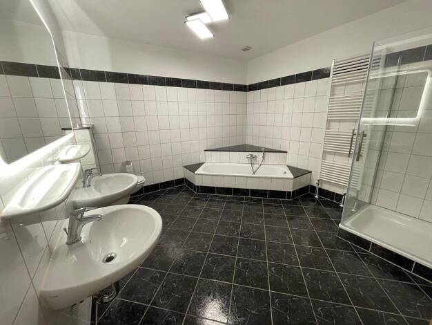 Wohnung zur Miete 690 € 3 Zimmer 98 m² 2. Geschoss Bremer Straße 2 Löningen 49624