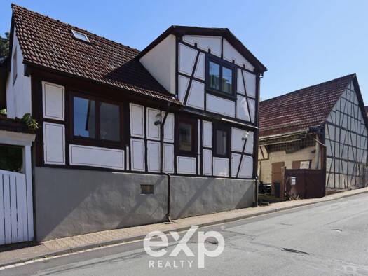 Einfamilienhaus zum Kauf 299.000 € 5 Zimmer 136 m² 314 m² Grundstück frei ab sofort Engenhahn Niedernhausen / Engenhahn 65527