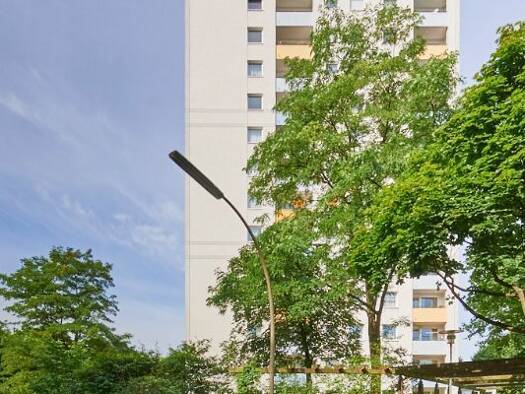 Wohnung zur Miete nur mit Wohnberechtigungsschein 551 € 3 Zimmer 79,6 m² 13. Geschoss frei ab 01.11.2026 Birckholtzweg 5 Farmsen-Berne Hamburg 22159