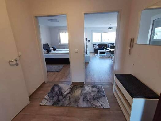Wohnung zur Miete 450 € 1,5 Zimmer 32 m² frei ab sofort Belschnerstraße 27 West Ludwigsburg 71636