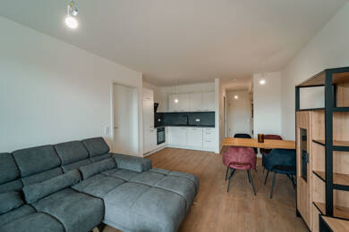 Wohnung zur Miete 715 € 2 Zimmer 57,3 m² 3. Geschoss frei ab 01.08.2025 Weiden in der Oberpfalz 92637