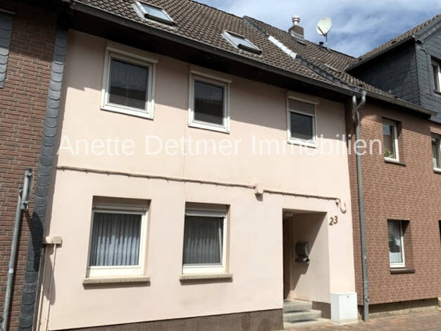 Reihenmittelhaus zum Kauf 85.000 € 5 Zimmer 118 m² 152 m² Grundstück Gronau Gronau (Leine) 31028