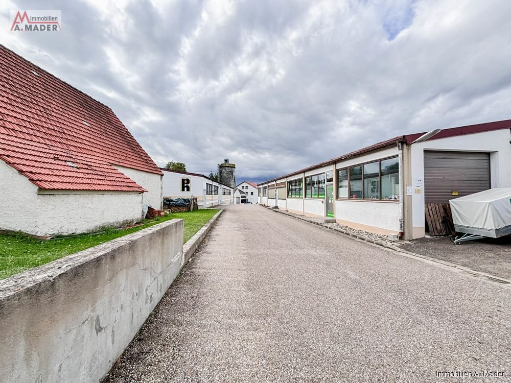 Produktionshalle zum Kauf 1.049.000 € 2.073 m²<br/>Lagerfläche Huisheim Huisheim 86685