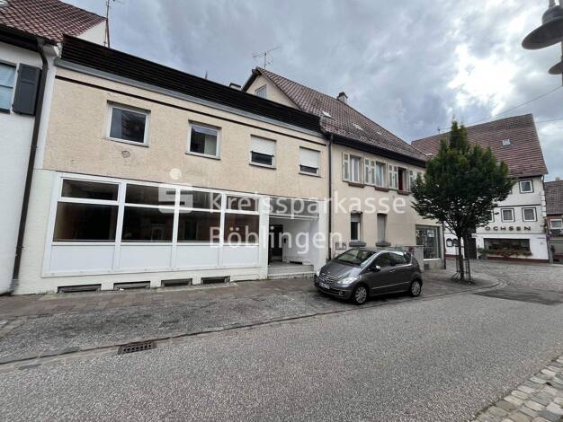 Mehrfamilienhaus zum Kauf 300.000 € 6 Zimmer 151 m² 195 m² Grundstück Leonberg 71229
