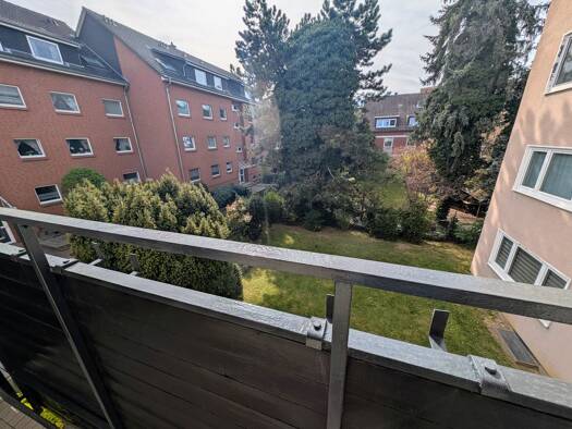 Wohnung zur Miete 850 € 4 Zimmer 93 m² Geschoss 2/5 frei ab sofort Von-Emmich-Straße 48 Ost Hildesheim 31135
