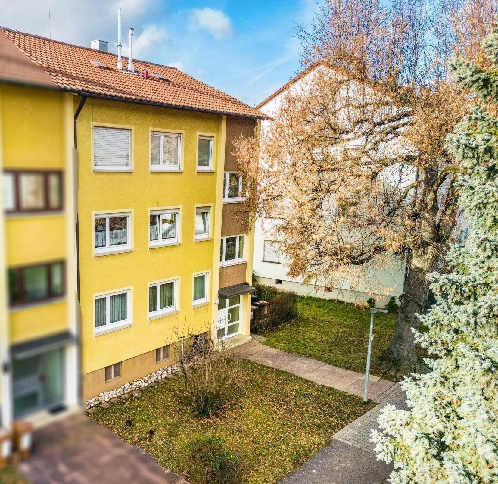 Mehrfamilienhaus zum Kauf 599.000 € 9 Zimmer 203 m²<br/>Wohnfläche 401 m²<br/>Grundstück Fellbach - Kernstadt Fellbach 70736