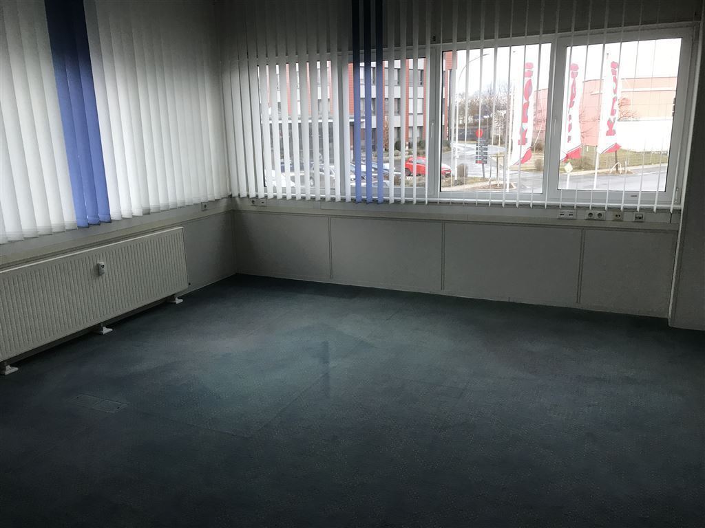 Bürofläche zur Miete 7,50 € 250 m²<br/>Bürofläche ab 80 m²<br/>Teilbarkeit Börstig Bamberg 96052