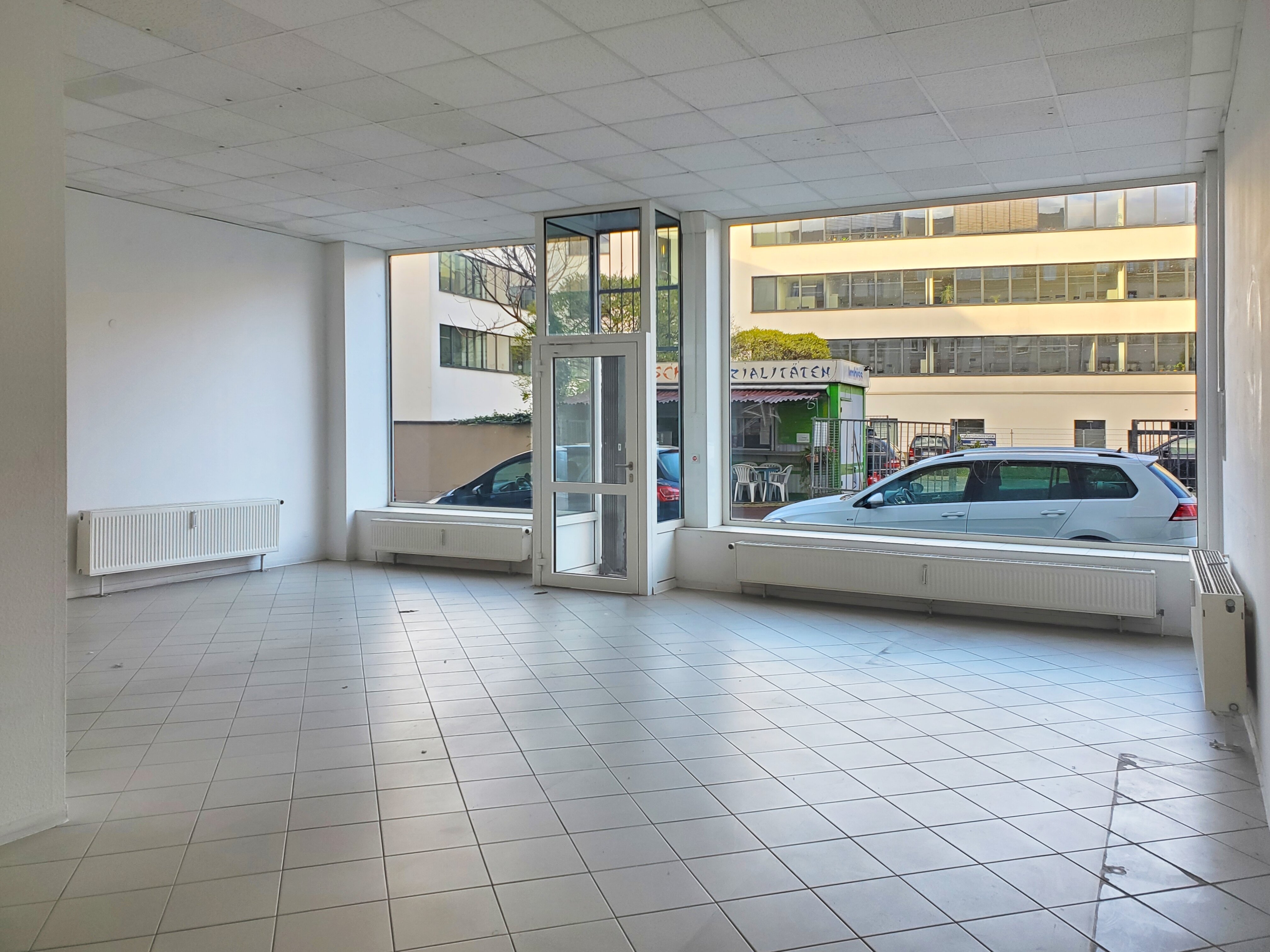 Laden zur Miete 6 € 5 Zimmer 225 m²<br/>Verkaufsfläche ab 62 m²<br/>Teilbarkeit Brüderstraße 13 Altstadt Halle (Saale) 06108