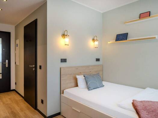 Wohnung zur Miete 779 € 1 Zimmer 20 m² frei ab sofort Pankow Pankow 13187