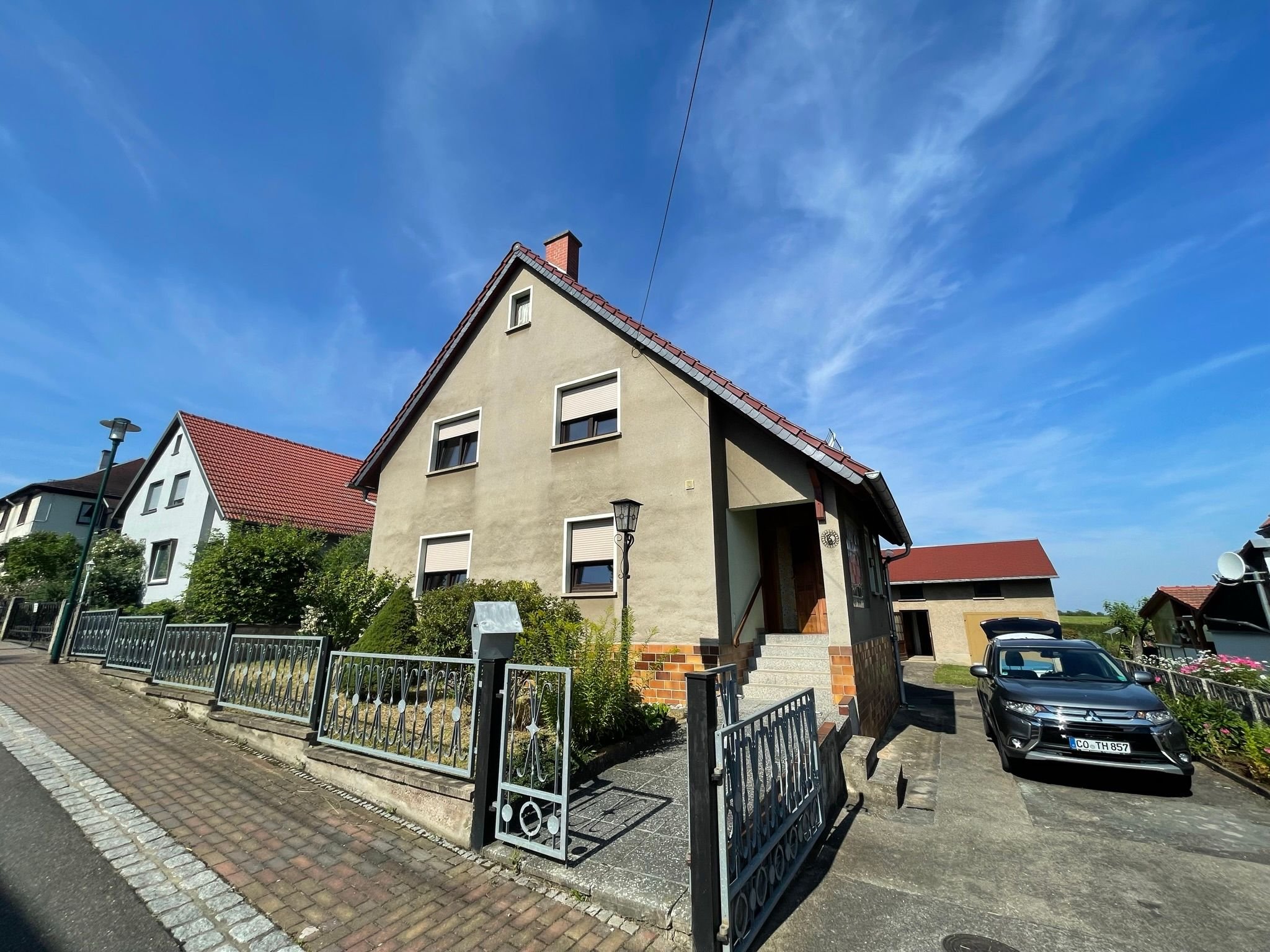 Einfamilienhaus zum Kauf 220.000 € 5 Zimmer 136 m²<br/>Wohnfläche 814 m²<br/>Grundstück ab sofort<br/>Verfügbarkeit Bösleben Bösleben-Wüllersleben 99310