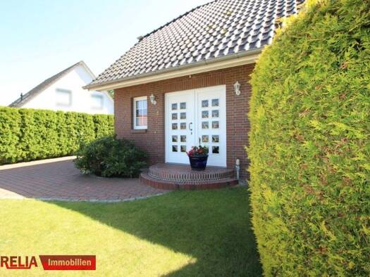 Einfamilienhaus zum Kauf 295.000 € 2,5 Zimmer 103 m² 689 m² Grundstück Groß Schwiesow Groß Schwiesow 18276