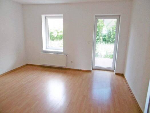 Terrassenwohnung zur Miete 375 € 2 Zimmer 52 m² Geschoss EG/3 frei ab sofort Bahnhofstraße Radeberg Radeberg 01454