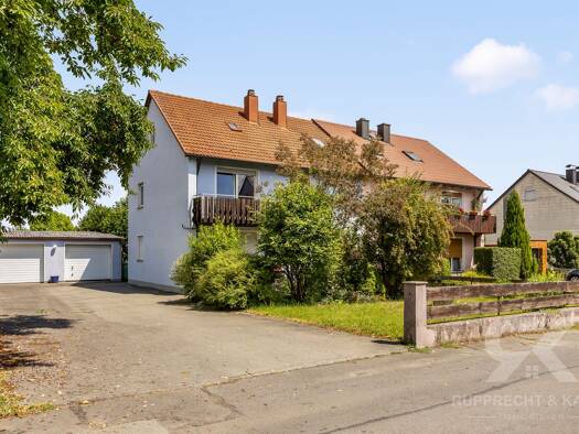 Mehrfamilienhaus zum Kauf 199.000 € 6 Zimmer 142 m² 650 m² Grundstück frei ab 01.09.2026 Windischeschenbach 92670