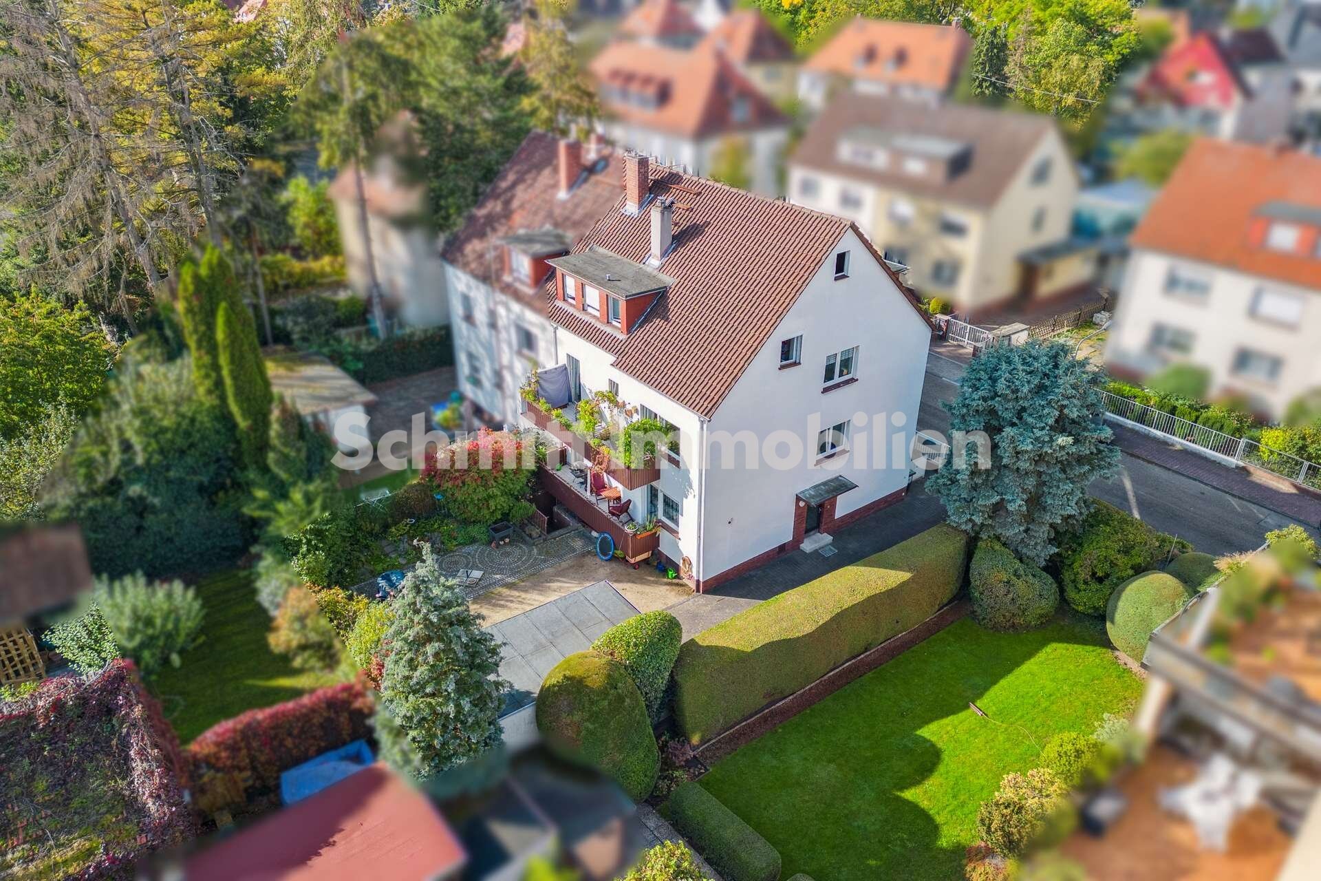 Mehrfamilienhaus zum Kauf 690.000 € 9 Zimmer 221 m²<br/>Wohnfläche 319 m²<br/>Grundstück Schwanheim Frankfurt am Main 60529