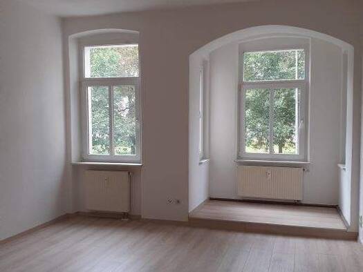 Wohnung zur Miete 420 € 4 Zimmer 96 m² 3. Geschoss Am Sommerbad 18 Innenstadt Gera 07548