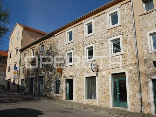 Haus zum Kauf 205.000 € 1 Zimmer 134 m² Drniš