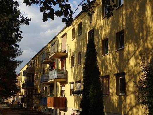 Wohnung zur Miete 325 € 2 Zimmer 48 m² 2. Geschoss frei ab sofort Karl-Marx-Ring 26 Röblingen am See Seegebiet Mansfelder Land 06317