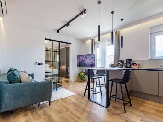 Studio zur Miete 800 € 1 Zimmer 55 m² 2. Geschoss Jazine - Bili brig