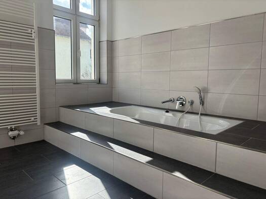 Wohnung zur Miete 710 € 3 Zimmer 118 m² 1. Geschoss frei ab sofort Poetschstraße 21 Roßlau Dessau-Roßlau 06862