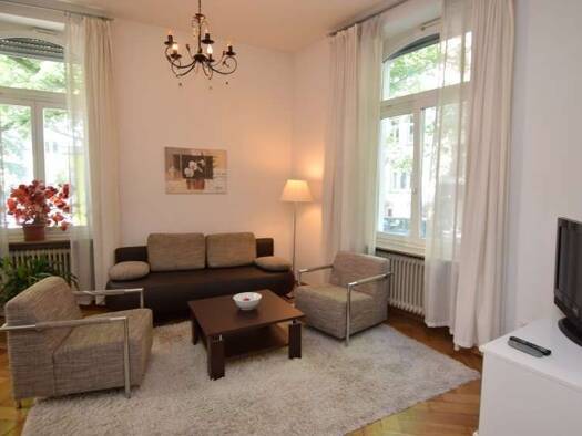Wohnung zur Miete 1.700 € 2 Zimmer 62 m² 1. Geschoss frei ab 01.11.2026 Sachsenhausen Frankfurt am Main 60596