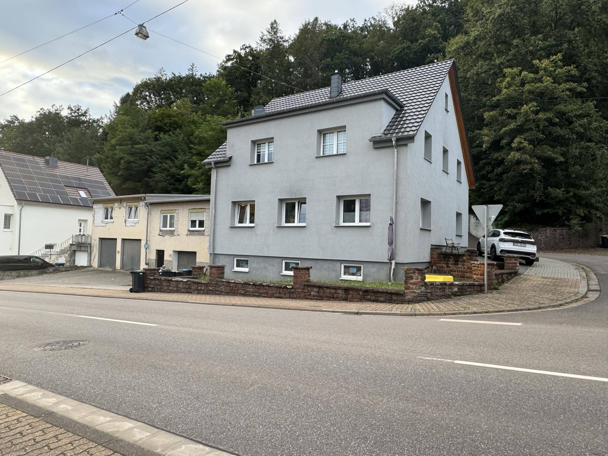 Mehrfamilienhaus zum Kauf 550.000 € 280 m²<br/>Wohnfläche 520 m²<br/>Grundstück britter strasse 17 Mettlach Mettlach 66693