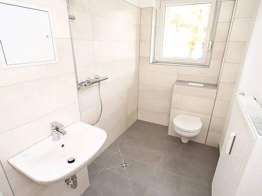 Wohnung zur Miete 480 € 3 Zimmer 71,2 m² EG frei ab sofort Diesterwegstraße 15 Lutherstadt Eisleben Eisleben 06295