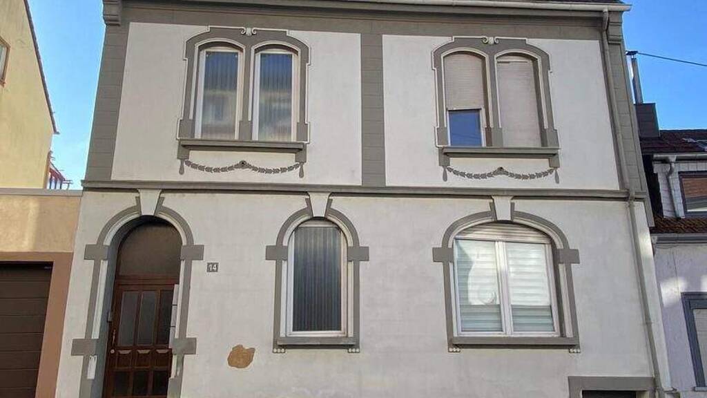 Mehrfamilienhaus zum Kauf 365.000 € 8 Zimmer 215 m² 155 m² Grundstück Innenstadt Neunkirchen 66538