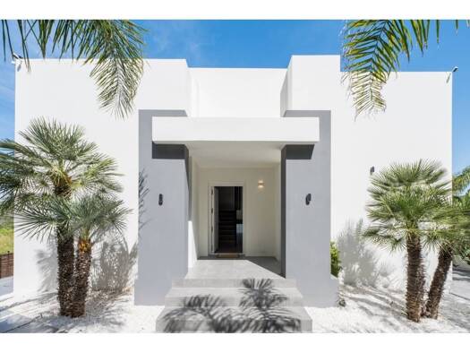 Villa zum Kauf 2.700.000 € 5 Zimmer 305 m² Santa Eulària des Riu 07840
