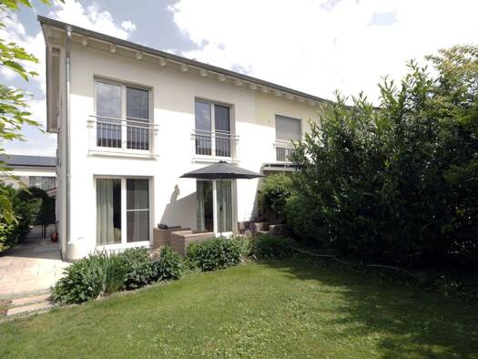 Doppelhaushälfte zum Kauf 950.000 € 5 Zimmer 130 m² 325 m² Grundstück Ottershausen Haimhausen 85778