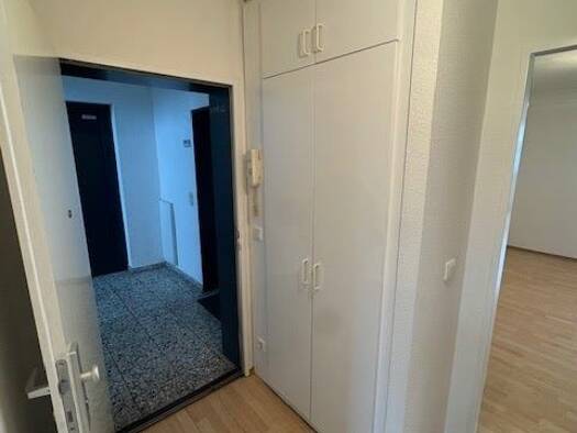 Wohnung zur Miete 459 € 2 Zimmer 61,3 m² frei ab sofort Königstraße 5 Stadtmitte Krefeld 47798