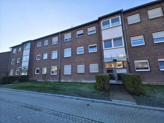 Wohnung zur Miete 422 € 3,5 Zimmer 52,7 m² 1. Geschoss Achterathsfeld Moers 47447