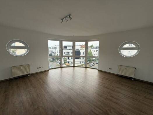 Wohnung zur Miete 565 € 2 Zimmer 63 m² 3. Geschoss frei ab sofort Friedrich-Bosse-Straße 51 Möckern Nordwest 04159