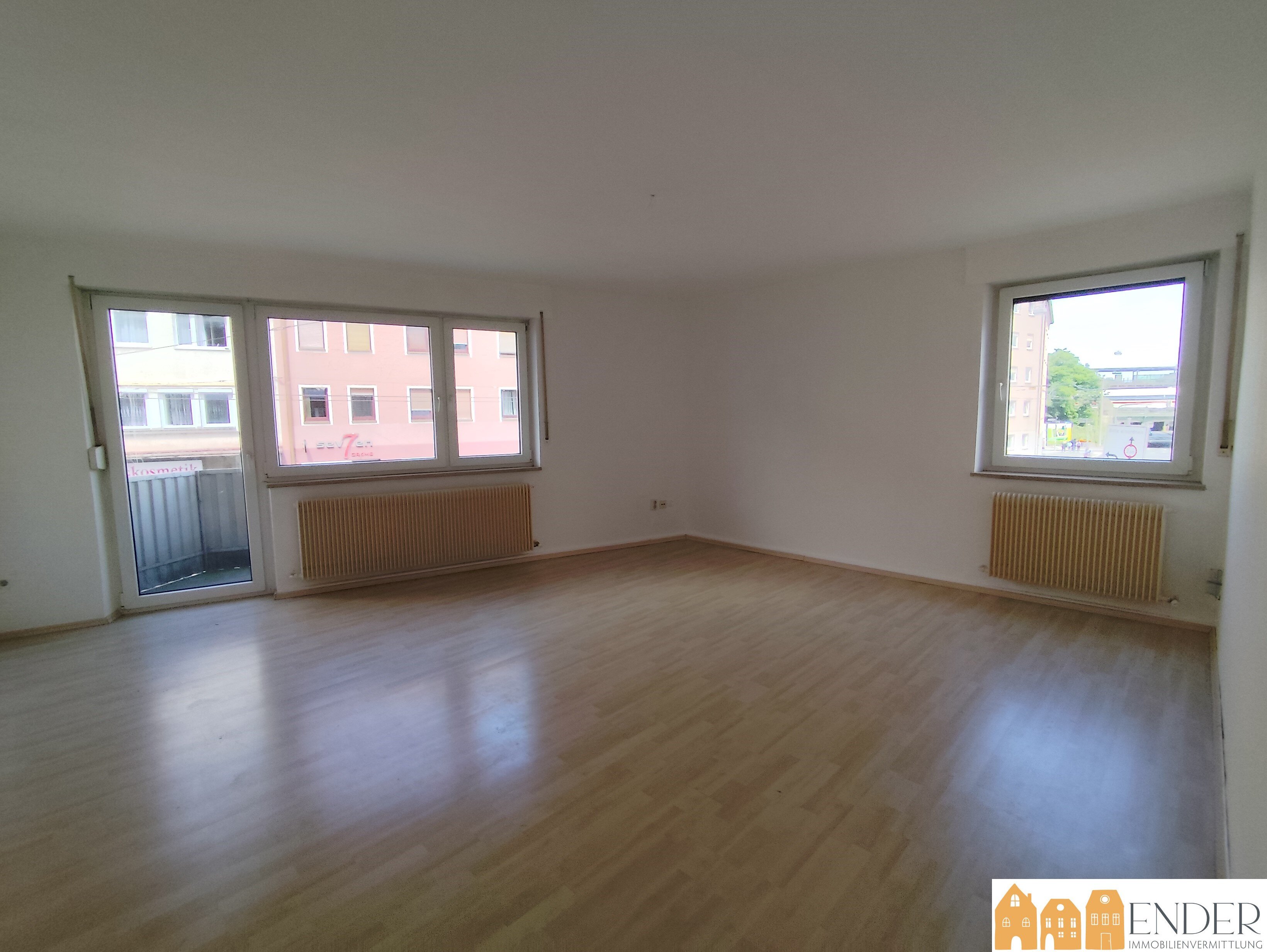 Wohnung zur Miete 560 € 2 Zimmer 62 m²<br/>Wohnfläche EG<br/>Geschoss ab sofort<br/>Verfügbarkeit Steinbühl Nürnberg 90443