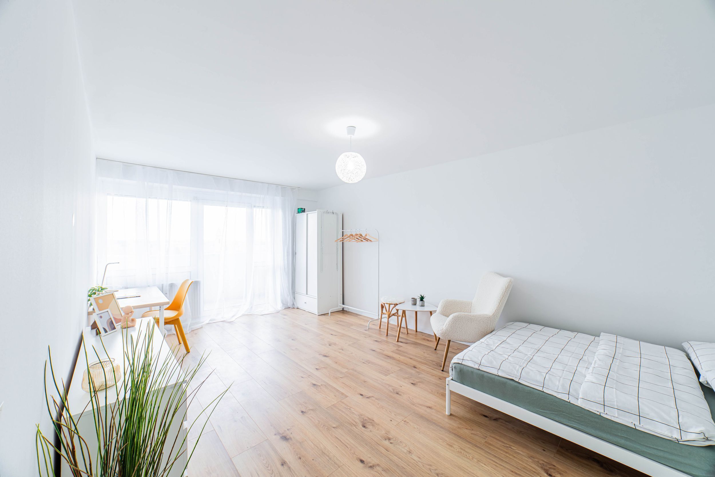 Wohnung zur Miete 680 € 1 Zimmer 21 m²<br/>Wohnfläche 8.<br/>Geschoss ab sofort<br/>Verfügbarkeit Rangierbahnhof-Siedlung Nürnberg 90471