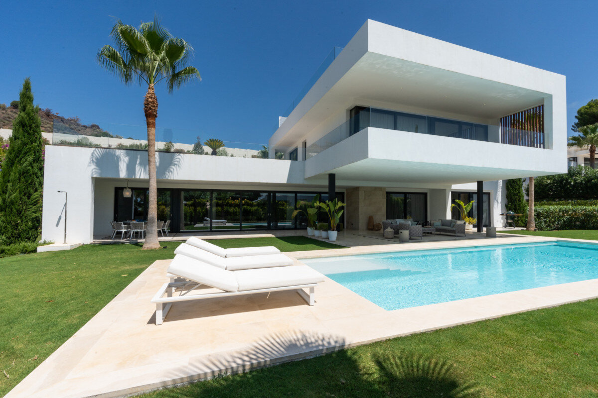 Villa zum Kauf 3.495.000 € 6 Zimmer 514 m²<br/>Wohnfläche 1.455 m²<br/>Grundstück Nueva Andalucia 29660