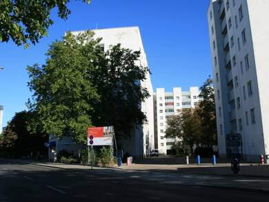 Wohnung zur Miete 388 € 1 Zimmer 30,7 m² 2. Geschoss frei ab 16.08.2025 Eichhorster Weg 44 Märkisches Viertel Berlin 13435