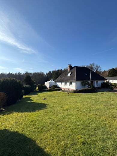 Haus zum Kauf 800.000 € 6 Zimmer 320 m² 7.519 m² Grundstück Meckelfeld Seevetal 21217
