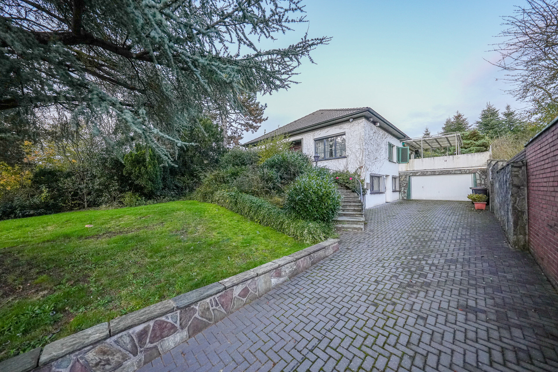 Einfamilienhaus zum Kauf 599.000 € 7 Zimmer 229 m²<br/>Wohnfläche 1.166 m²<br/>Grundstück Übach Übach-Palenberg 52531