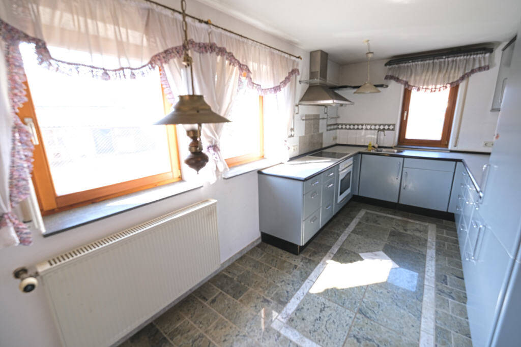 Immobilie in Steinhausen an der Rottum - 1-2 Familienhaus mit Einliegerwohnung in 88416 Bellamont - Bild 1