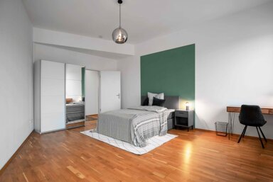 Wohnung zur Miete Wohnen auf Zeit 760 € 5 Zimmer 25 m² frei ab 06.01.2025 Leipziger Straße 41-43 Bockenheim Frankfurt am Main 60487