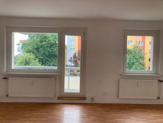 Wohnung zur Miete 360 € 3 Zimmer 59,3 m² 3. Geschoss Lindemannstraße 33 Gotha 99867