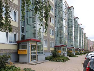 Wohnung zur Miete 337 € 2 Zimmer 57,6 m² 4. Geschoss frei ab 01.08.2025 Birkenstraße 54 Lusan Gera 07549