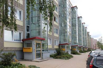Wohnung zur Miete 337 € 2 Zimmer 57,6 m² 4. Geschoss frei ab 01.08.2025 Birkenstraße 54 Zoitzbergstraße / Lusan - Birkenstraße Gera 07549