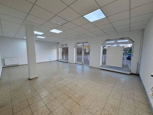 Laden zur Miete provisionsfrei 76 m² Verkaufsfläche Gutenbergstr.66 Frankenberg 09669