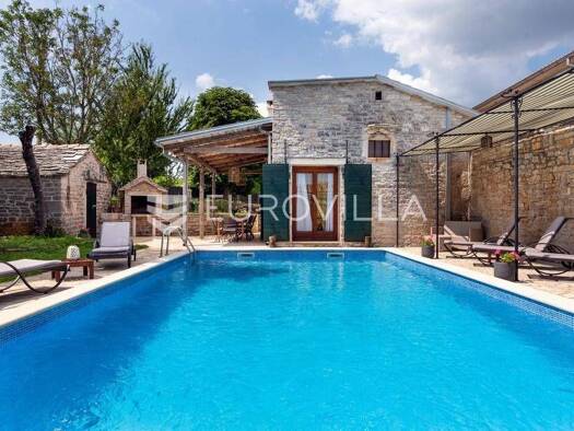 Einfamilienhaus zum Kauf 575.000 € 4 Zimmer 280 m² Gračišće Gračišće 52403