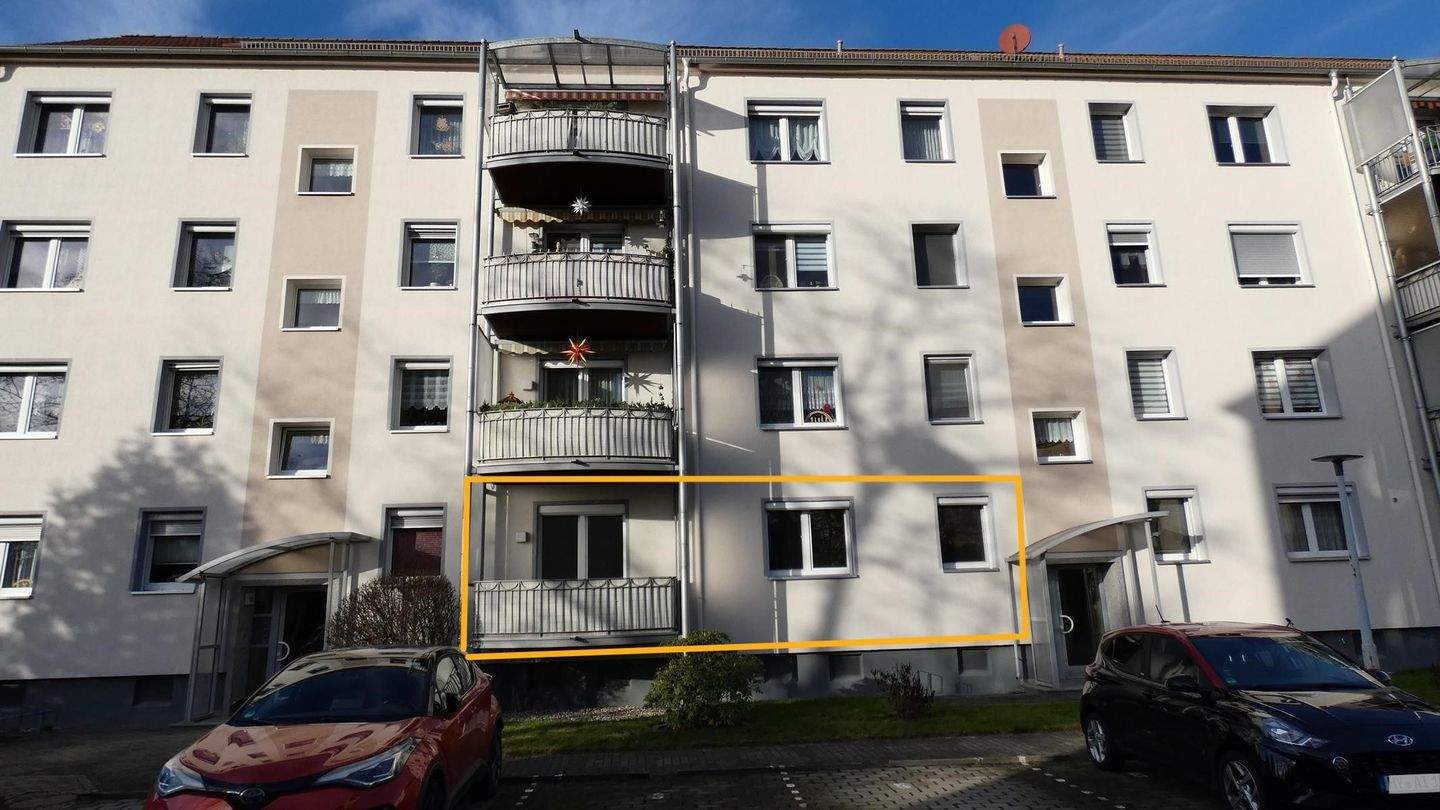 Immobilie in Hoyerswerda - Wojerecy - Eigentumswohnung in ruhiger Wohnlage - Erdgeschoss Hochparterre - Bild 1