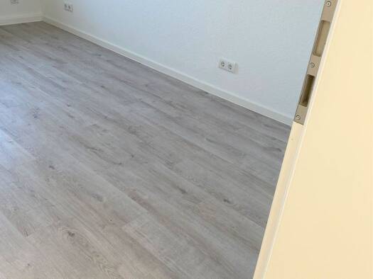 Wohnung zur Miete 610 € 4 Zimmer 88,7 m² 4. Geschoss frei ab 01.12.2026 Am Schwalbennest 1 Schönau West 04205