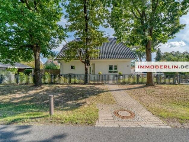 Einfamilienhaus zum Kauf 685.000 € 6 Zimmer 154 m² 757 m² Grundstück Oranienburg Oranienburg 16515