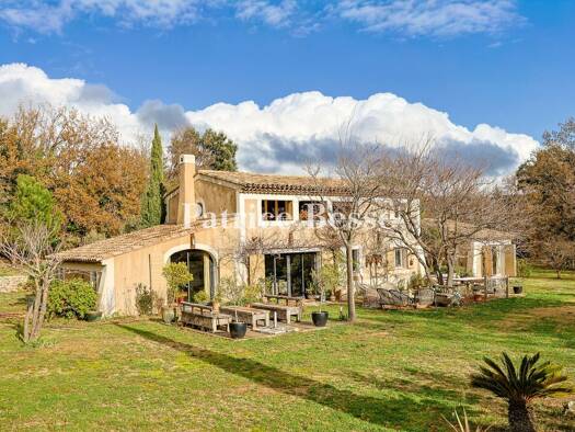 Reihenmittelhaus zum Kauf 1.785.000 € 5 Zimmer 140 m² 12.000 m² Grundstück La Garde-Freinet 83680