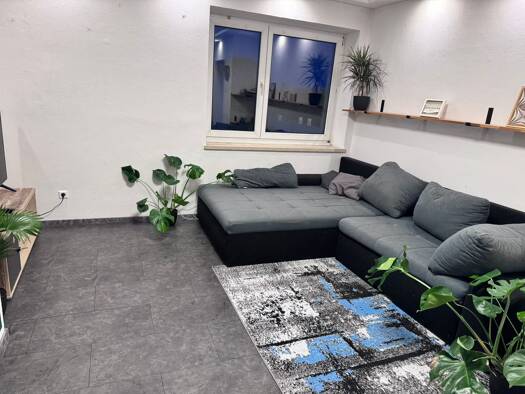 Studio zur Miete 400 € 2 Zimmer 75 m² frei ab 26.12.2025 Manchinger Straße 16 Ingolstadt 85053